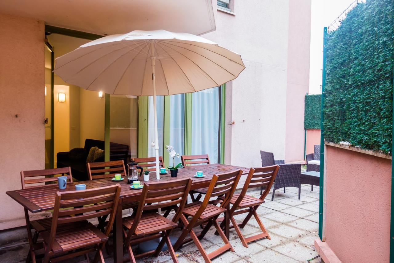 D&E - PARIS-DISNEY - HOLIDAYS APARTMENT - APPARTEMENT DE VACANCES - 5 CHAMBRES- 5 SDB - 5 BEDROOMS - 5 BATHROOMS - Netflix Champs-Sur-Marne Exterior foto